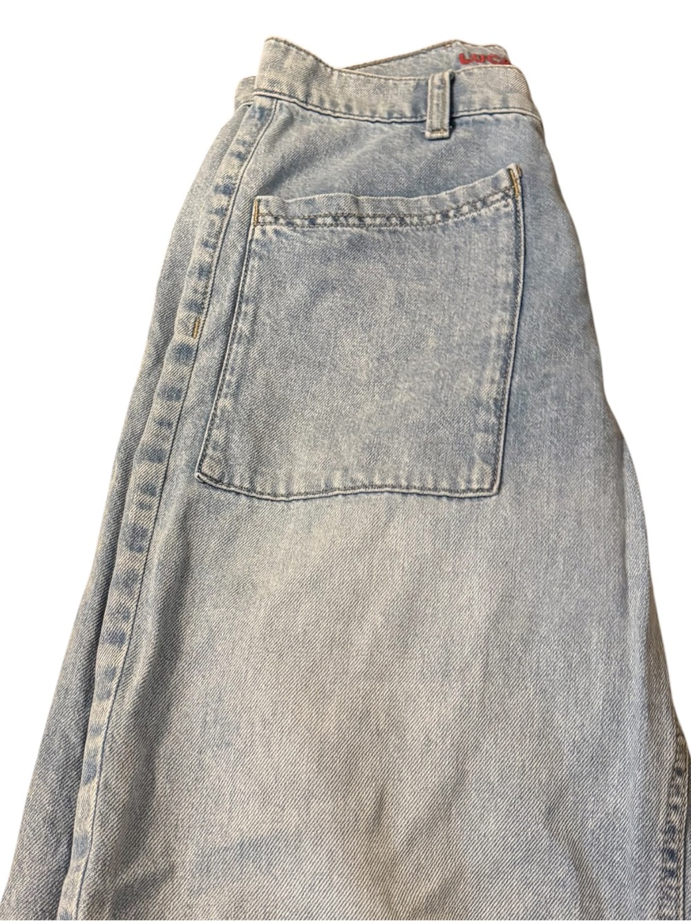 Lucky Brand ~Jeans ~Light Washed Denim ~ Large Pockets ~Normal Wear & Tear ~GUC - Picture 4 of 7